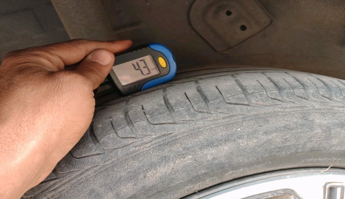 2021 Tata NEXON XM SUNROOF DIESEL, Diesel, Manual, 1,00,102 km, tyre