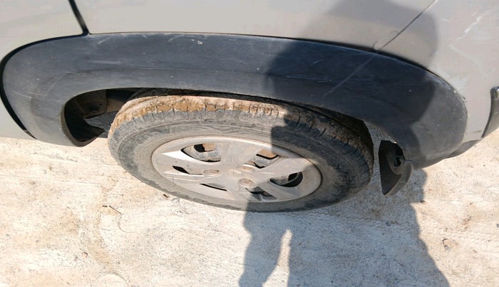 2016 Renault Kwid RXL, CNG, Manual, 59,264 km, tyre