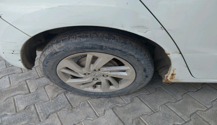 2018 Honda Jazz 1.2L I-VTEC V CVT, Petrol, Automatic, 1,18,759 km, tyre