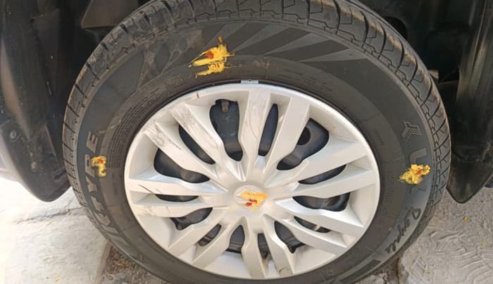 2021 Maruti Dzire VXI, Petrol, Manual, 12,382 km, tyre