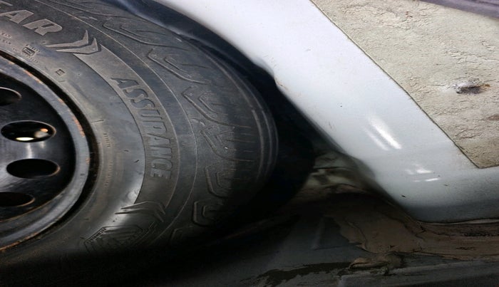 2017 Ford New Figo TREND 1.2 PETROL, Petrol, Manual, 97,523 km, tyre