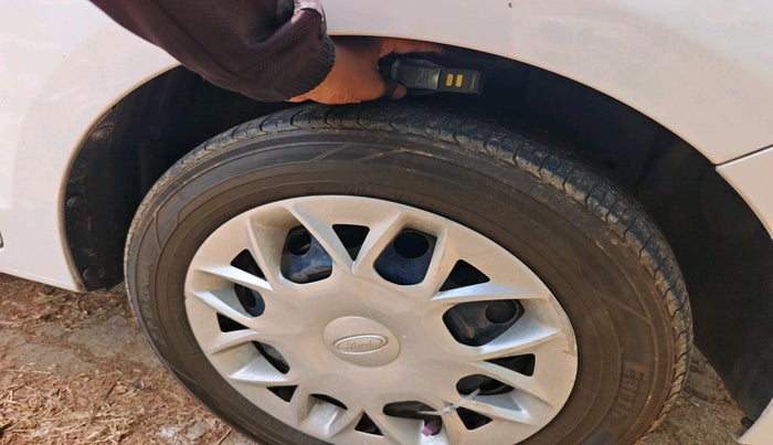 2017 Ford New Figo TREND 1.2 PETROL, Petrol, Manual, 97,523 km, tyre