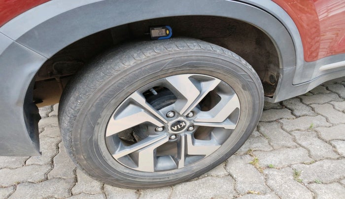 2020 KIA SONET HTX PLUS 1.0 IMT, Petrol, Manual, 76,561 km, tyre