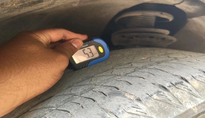 2022 Tata Safari XT, Diesel, Manual, 18,307 km, tyre