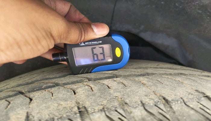 2022 Tata Safari XT, Diesel, Manual, 18,307 km, tyre