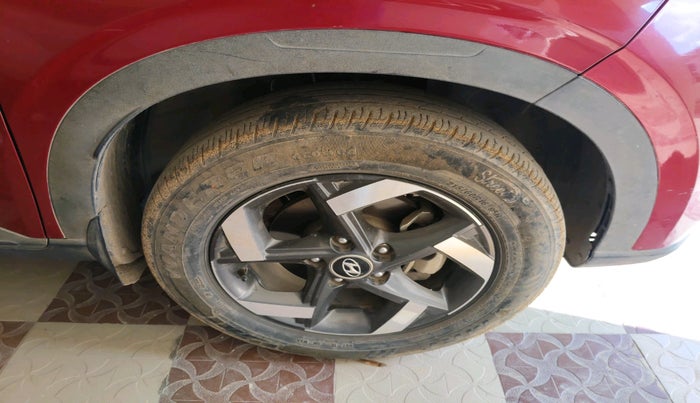 2021 Hyundai VENUE SX 1.0 TURBO, Petrol, Manual, 81,156 km, tyre