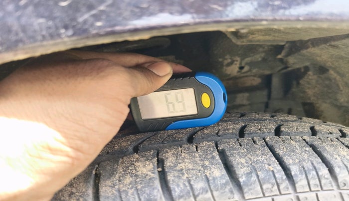 2016 Maruti Swift VXI, Petrol, Manual, 72,053 km, tyre