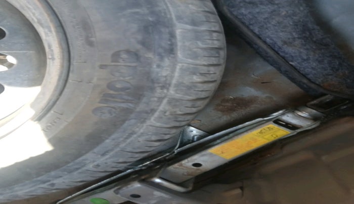 2014 Hyundai Grand i10 SPORTZ 1.2 KAPPA VTVT, Petrol, Manual, 63,050 km, tyre