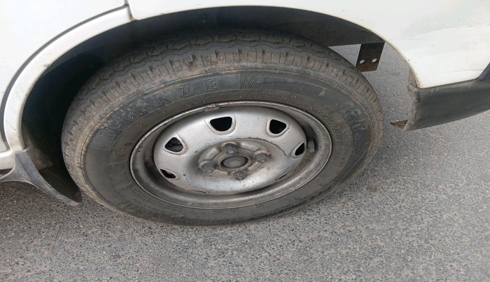 2012 Maruti Eeco 5 STR WITH A/C+HTR, Petrol, Manual, 78,910 km, tyre