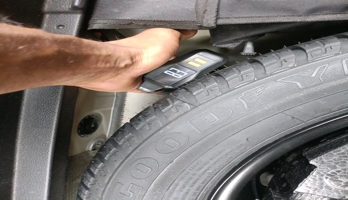 2018 Skoda Octavia AMBITION 1.4 TSI, Petrol, Manual, 20,432 km, tyre