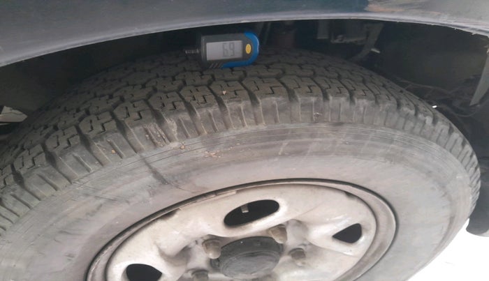 2005 Mahindra Scorpio 2.6 DX CRDE, Diesel, Manual, 3,71,525 km, tyre