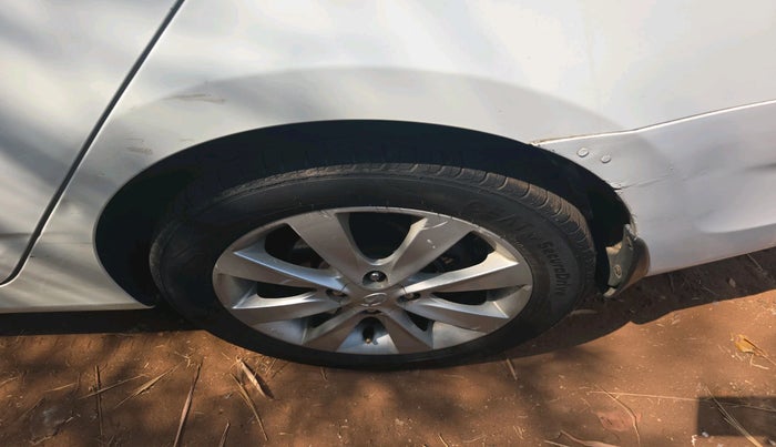 2012 Hyundai Verna FLUIDIC 1.6 CRDI SX OPT, Diesel, Manual, 1,67,555 km, tyre