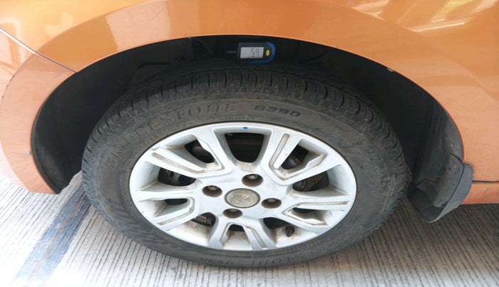 2018 Tata Tiago XZ PETROL, Petrol, Manual, 54,944 km, tyre