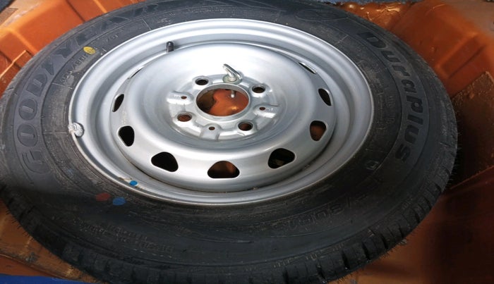 2018 Tata Tiago XZ PETROL, Petrol, Manual, 54,944 km, tyre