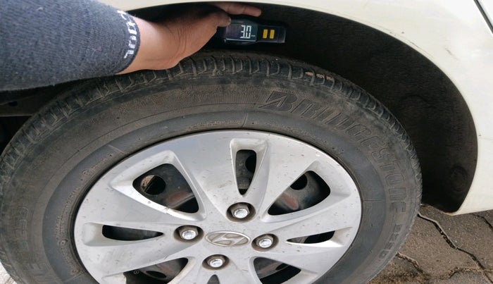 2012 Hyundai i10 SPORTZ 1.2, Petrol, Manual, 51,872 km, tyre