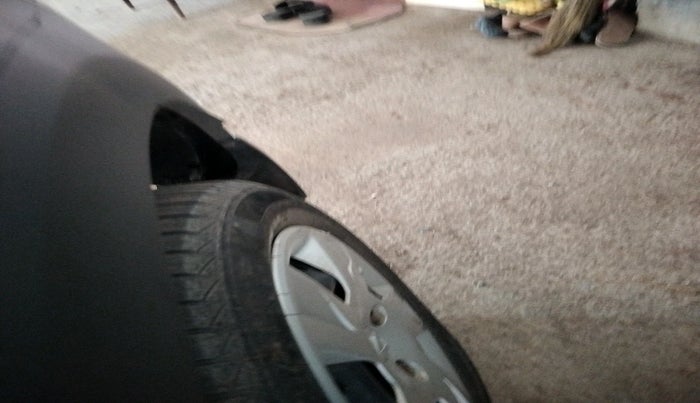 2020 Renault Kwid RXT 0.8, Petrol, Manual, 39,992 km, tyre