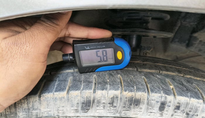 2022 Maruti Ertiga   VXI (O) CNG, CNG, Manual, 87,058 km, tyre