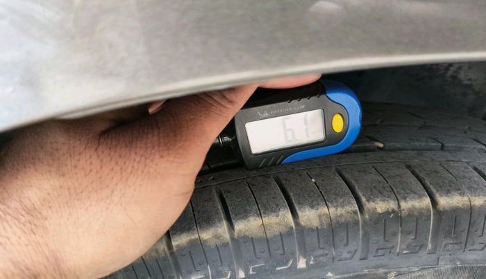 2022 Maruti Ertiga   VXI (O) CNG, CNG, Manual, 87,058 km, tyre