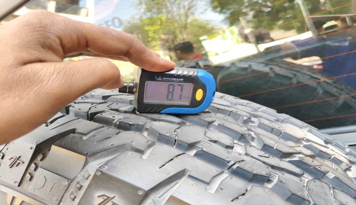 2023 Mahindra Thar LX D AT 4WD HT, Diesel, Automatic, 28,429 km, tyre