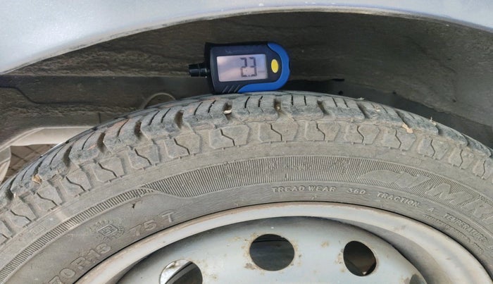 2018 Hyundai Eon ERA +, Petrol, Manual, 49,961 km, tyre