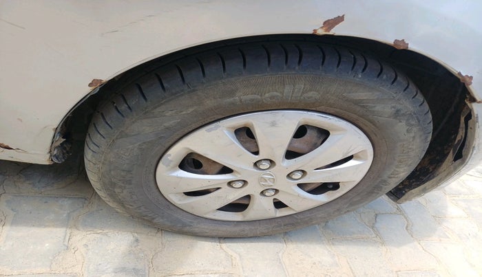 2011 Hyundai i10 MAGNA 1.2, Petrol, Manual, 65,441 km, tyre