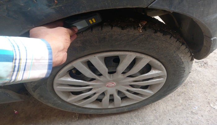 2015 Tata Bolt XE REVOTRON, CNG, Manual, 57,942 km, tyre