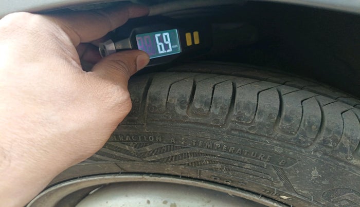 2013 Hyundai Santro Xing GL, Petrol, Manual, 94,664 km, tyre