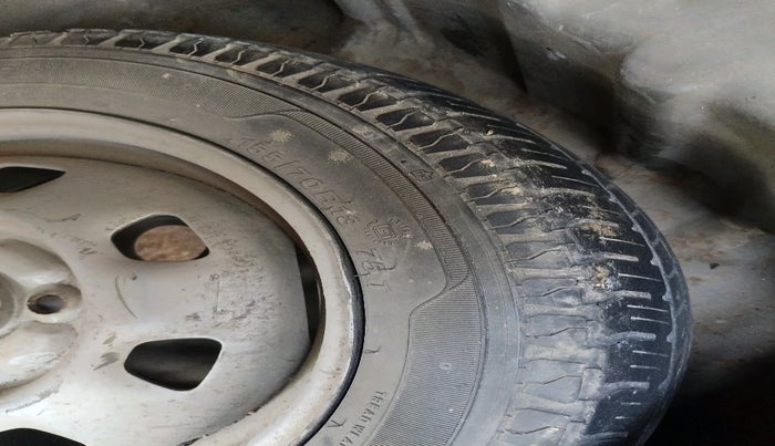 2013 Hyundai Santro Xing GL, Petrol, Manual, 94,664 km, tyre