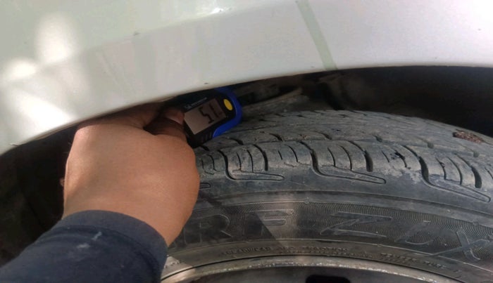 2012 Maruti Alto K10 LXI, CNG, Manual, 1,02,160 km, tyre