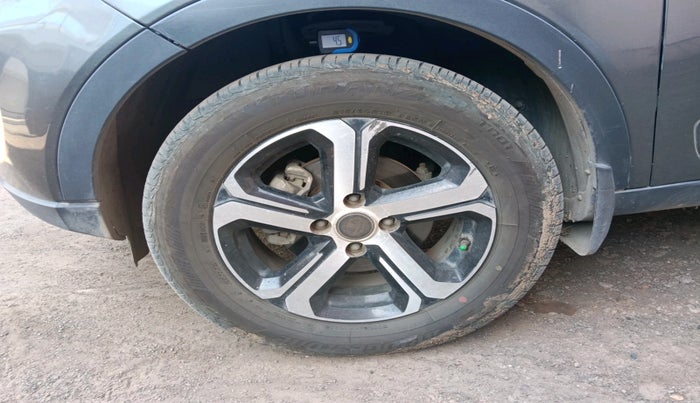 2022 Tata NEXON XZ PLUS DIESEL SUNROOF, Diesel, Manual, 1,60,278 km, tyre