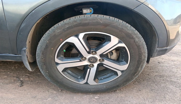 2022 Tata NEXON XZ PLUS DIESEL SUNROOF, Diesel, Manual, 1,60,278 km, tyre