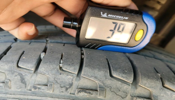 2016 Renault Duster 110 PS RXZ 4X2 AMT DIESEL, Diesel, Automatic, 1,38,215 km, tyre