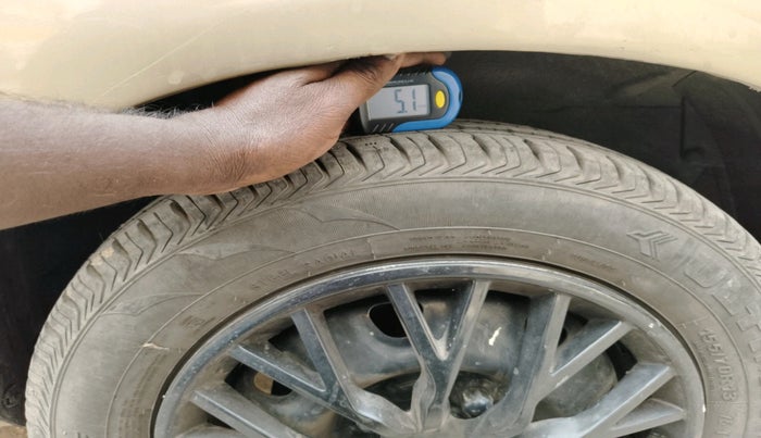 2013 Maruti Alto K10 LXI, Petrol, Manual, 1,07,967 km, tyre