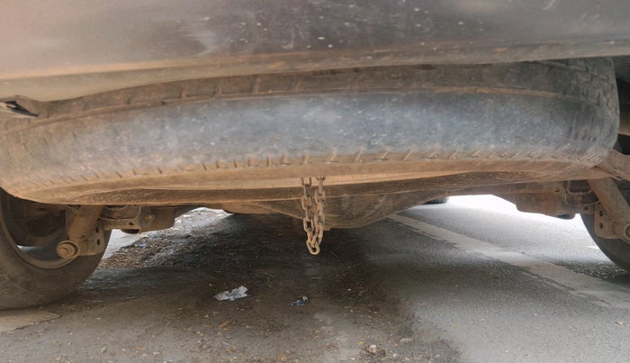 2017 Toyota Innova Crysta 2.4 G 7 STR, Diesel, Manual, 1,76,502 km, tyre