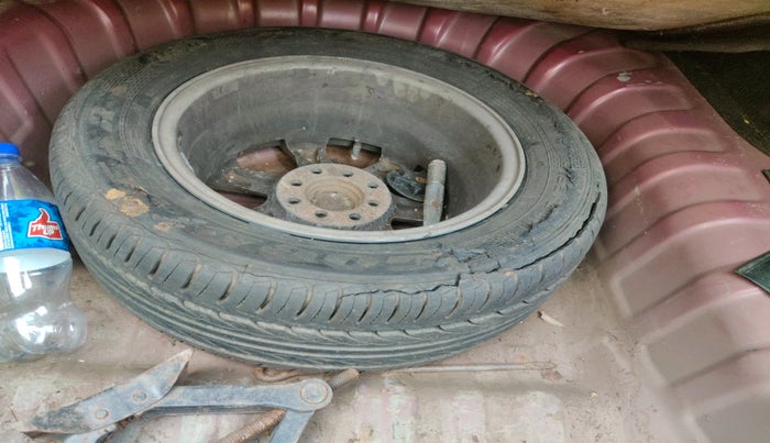 2011 Nissan Sunny XE, Petrol, Manual, 87,120 km, tyre