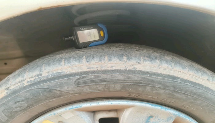 2008 Hyundai Santro Xing GLS, Petrol, Manual, 84,400 km, tyre