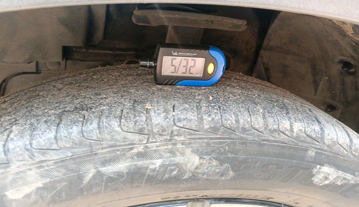 2024 Tata NEXON Creative Plus 1.2 Revotron 6MT Dark Edition, Petrol, Manual, 28,992 km, tyre