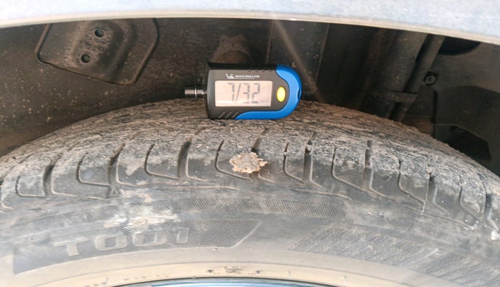 2024 Tata NEXON Creative Plus 1.2 Revotron 6MT Dark Edition, Petrol, Manual, 28,992 km, tyre