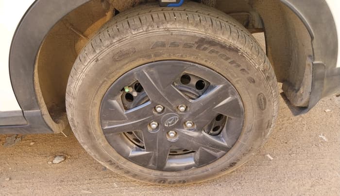 2023 Hyundai VENUE S(O) 1.2, Petrol, Manual, 6,536 km, tyre