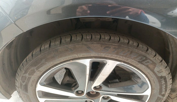 2021 Tata ALTROZ XZ PETROL, Petrol, Manual, 83,639 km, tyre