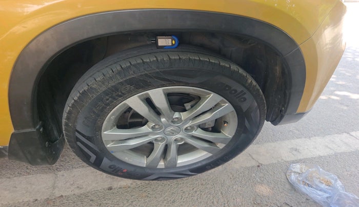 2016 Maruti Vitara Brezza ZDI PLUS DUAL TONE, Diesel, Manual, 1,27,905 km, tyre