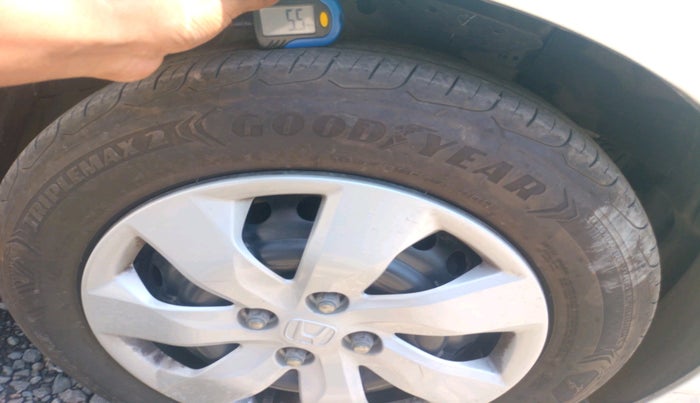 2015 Honda Mobilio 1.5L I-VTEC S, Petrol, Manual, 46,643 km, tyre