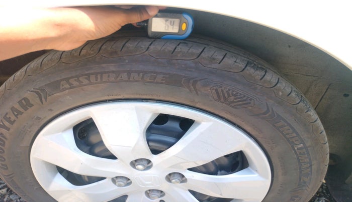 2015 Honda Mobilio 1.5L I-VTEC S, Petrol, Manual, 46,643 km, tyre