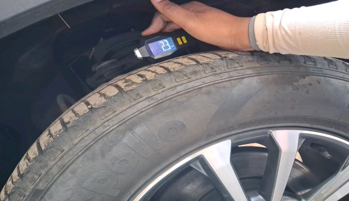 2023 Mahindra SCORPIO-N Z8 L DIESEL MT 2WD 7 STR, Diesel, Manual, 50,067 km, tyre