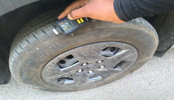 2023 Hyundai VENUE S(O) 1.2, Petrol, Manual, 11,015 km, tyre