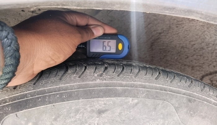 2013 Chevrolet Sail 1.2 LT ABS, Petrol, Manual, 1,15,494 km, tyre