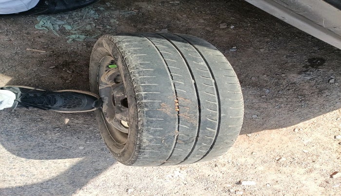 2011 Hyundai Santro Xing GLS, Petrol, Manual, 1,67,369 km, tyre