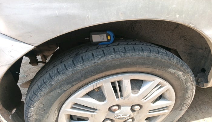 2011 Hyundai Santro Xing GLS, Petrol, Manual, 1,67,369 km, tyre