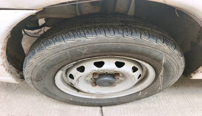 2012 Tata Indica V2 DLS, Diesel, Manual, 1,59,777 km, tyre