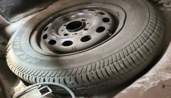 2012 Tata Indica V2 DLS, Diesel, Manual, 1,59,777 km, tyre